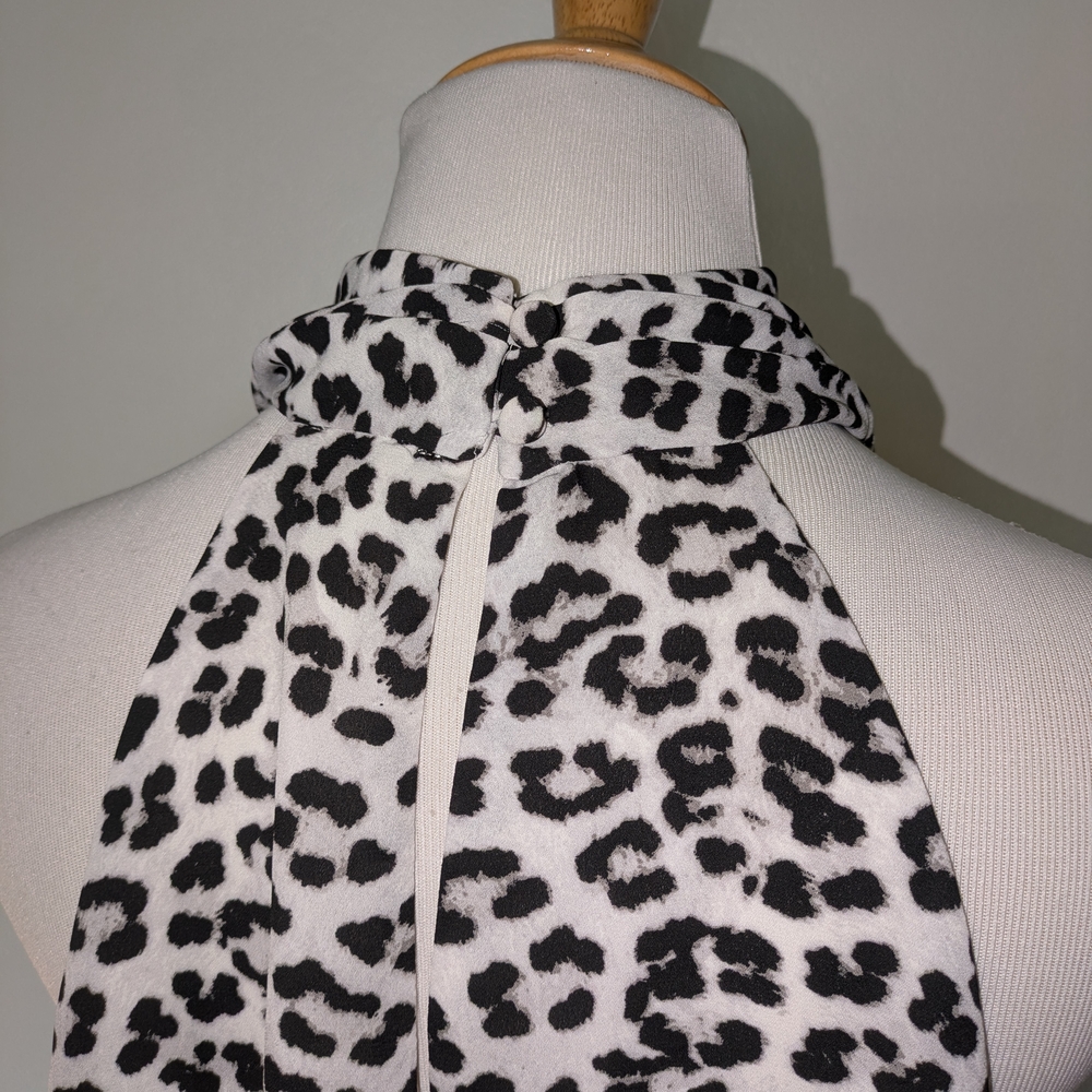 Ann Taylor Factory Black and White Sleeveless Halter Blouse - Picture 4 of 11